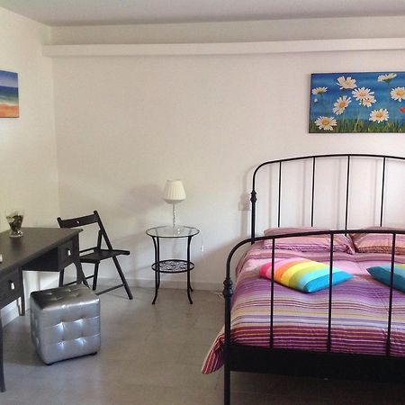 Bed & Breakfast La Volpe E L'Uva Santa Marinella Exteriör bild